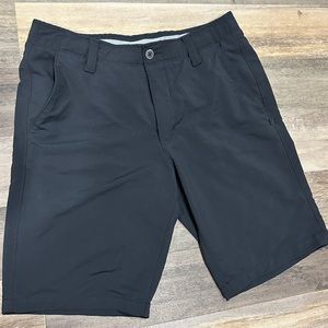 Under Armour Men’s Golf Shorts Black Heatgear 34 Loose